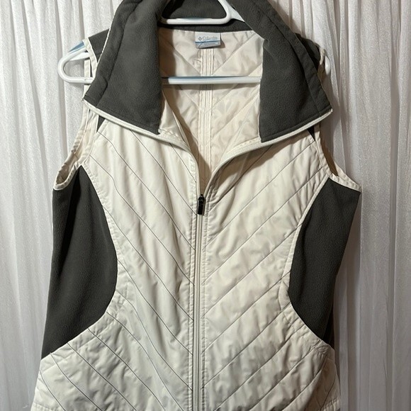 White/gray Columbia men’s vest size XL - Picture 1 of 3